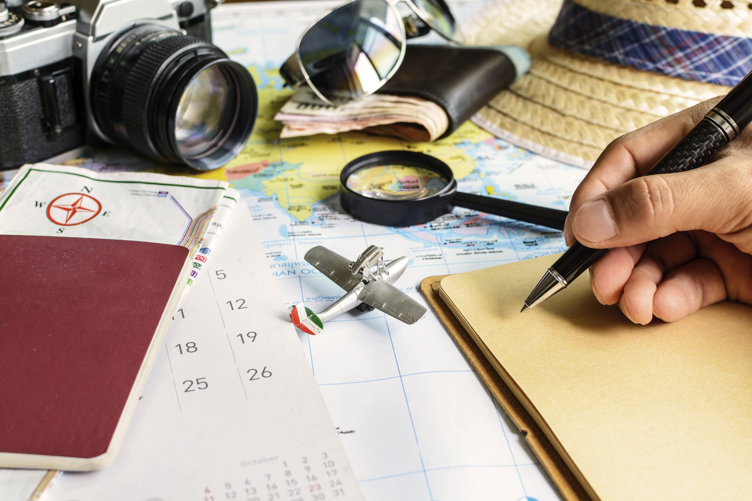 Mobile app for tourism. For your travel. Журнал о путешествиях. Travel company. План путешествия.